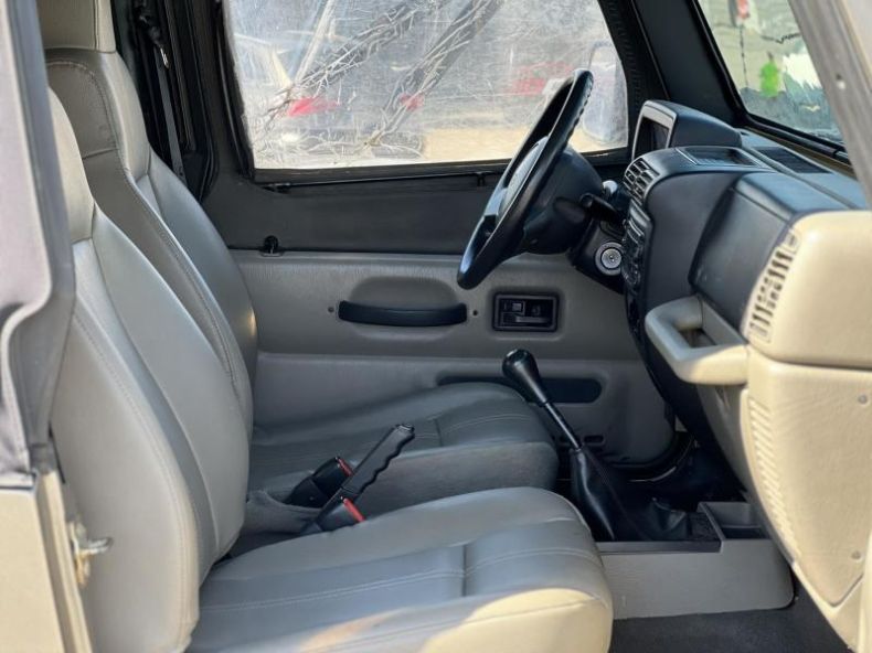 Jeep Wrangler - hlavní fotka