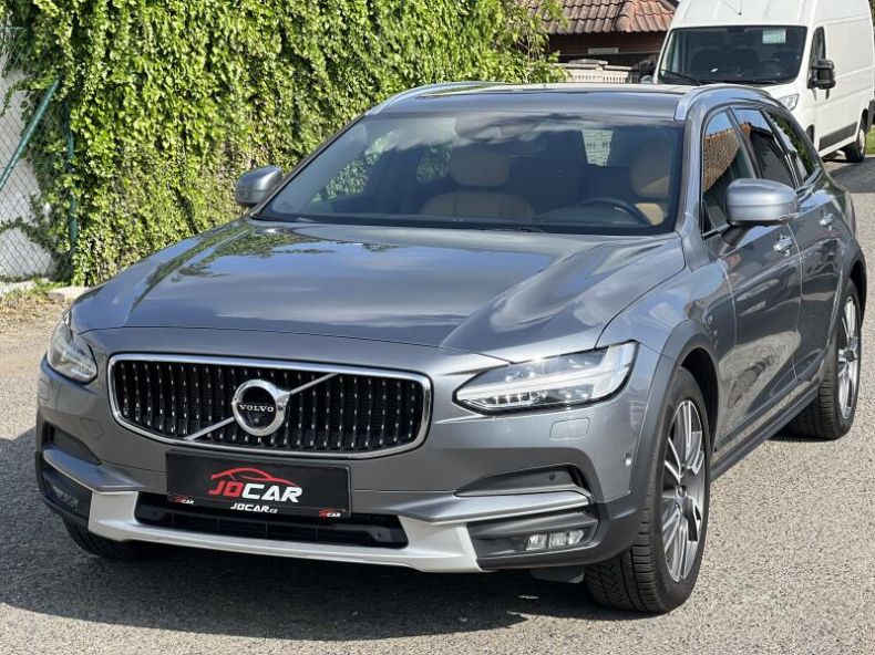 Volvo V90 - hlavní foto