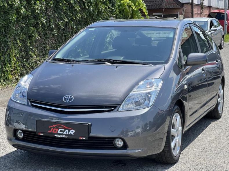 Toyota Prius - hlavní foto