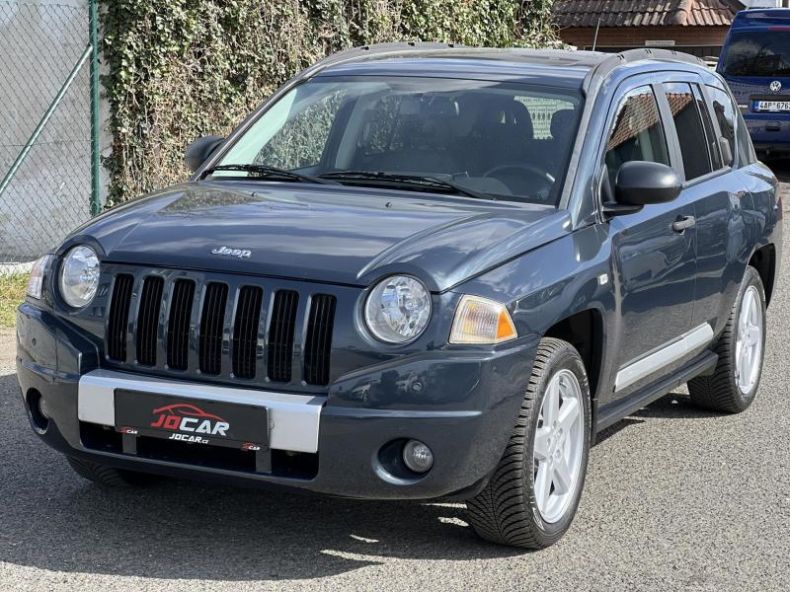 Jeep Compass - hlavní foto