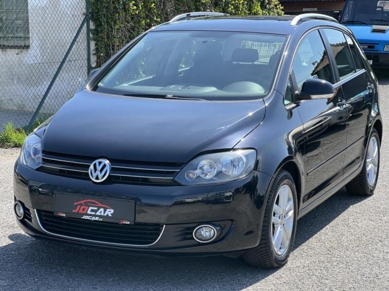 Volkswagen Golf - hlavní foto