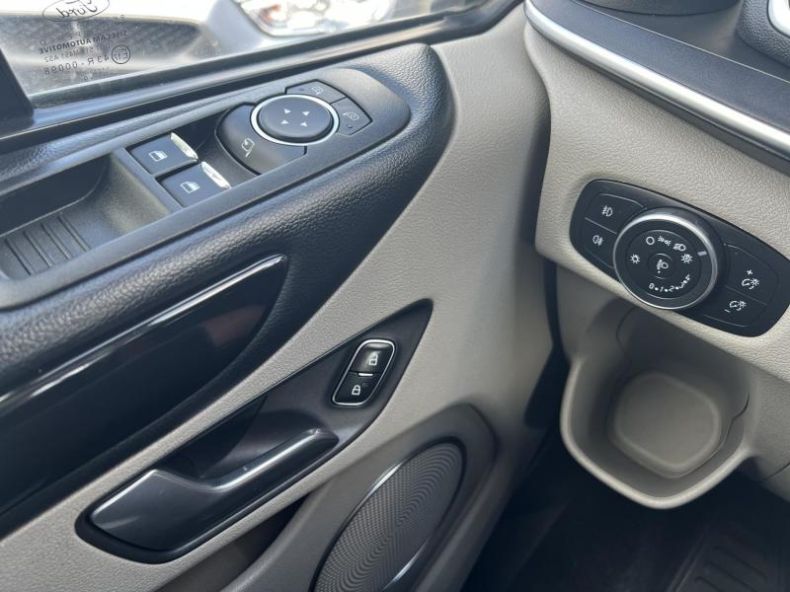 Ford Tourneo - hlavní fotka