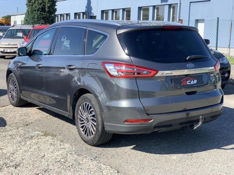 Ford S-MAX - hlavní fotka