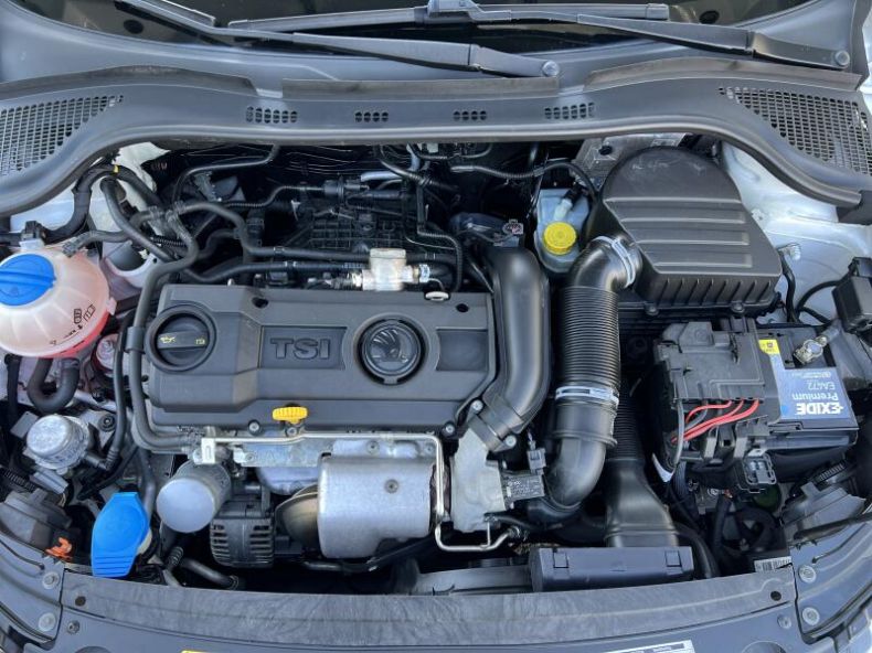 Škoda Rapid - hlavní fotka