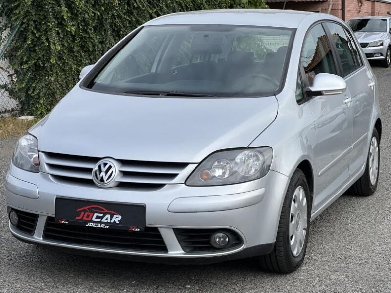 Volkswagen Golf - hlavní foto