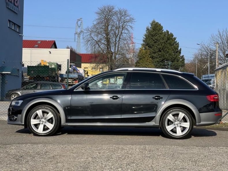 Audi A4 - hlavní fotka