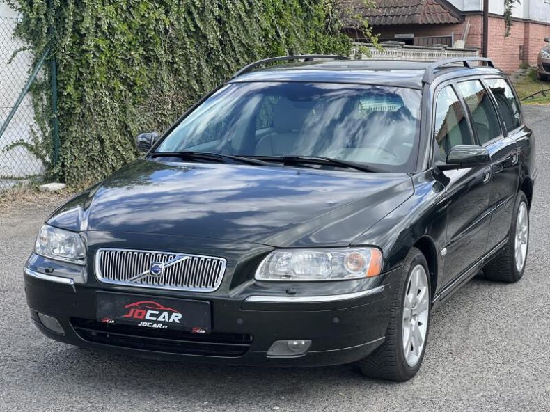 Volvo V70 - hlavní fotka inzerátu