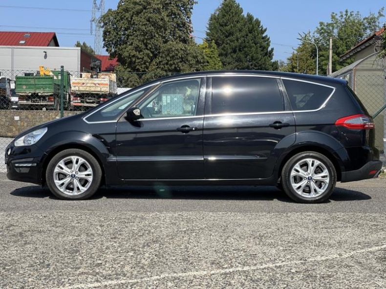 Ford S-MAX - hlavní fotka