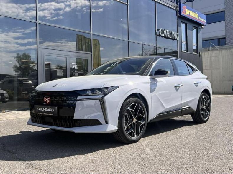 DS Automobiles DS N°4 - hlavní foto