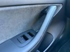Tesla Model 3 - fotka číslo 30