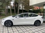 Tesla Model 3 - fotka číslo 2