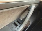 Tesla Model 3 - fotka číslo 32