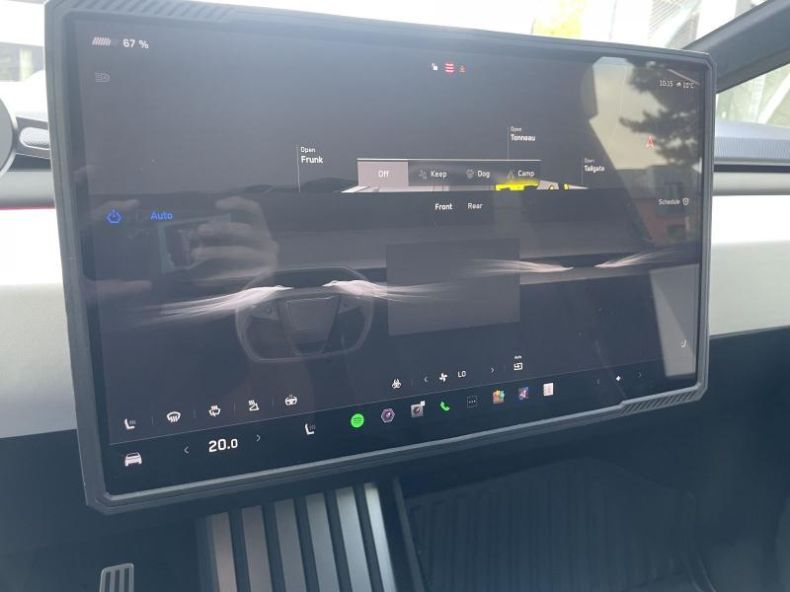 Tesla Model X - hlavní fotka