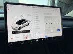 Tesla Model 3 - fotka číslo 22