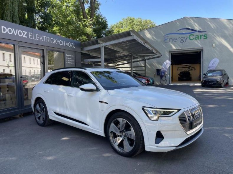 Audi E-tron - hlavní fotka