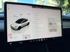 Tesla Model Y - fotka číslo 20