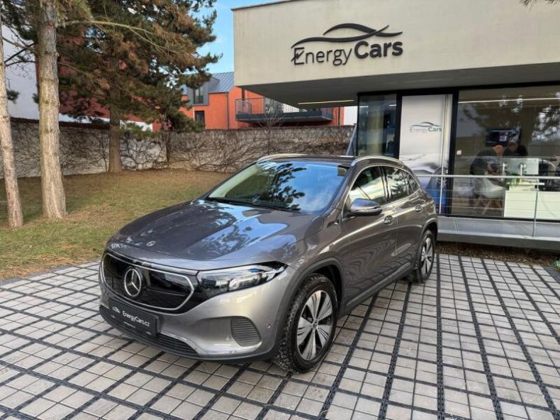 Mercedes EQA - hlavní foto