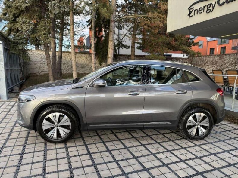 Mercedes EQA - hlavní fotka