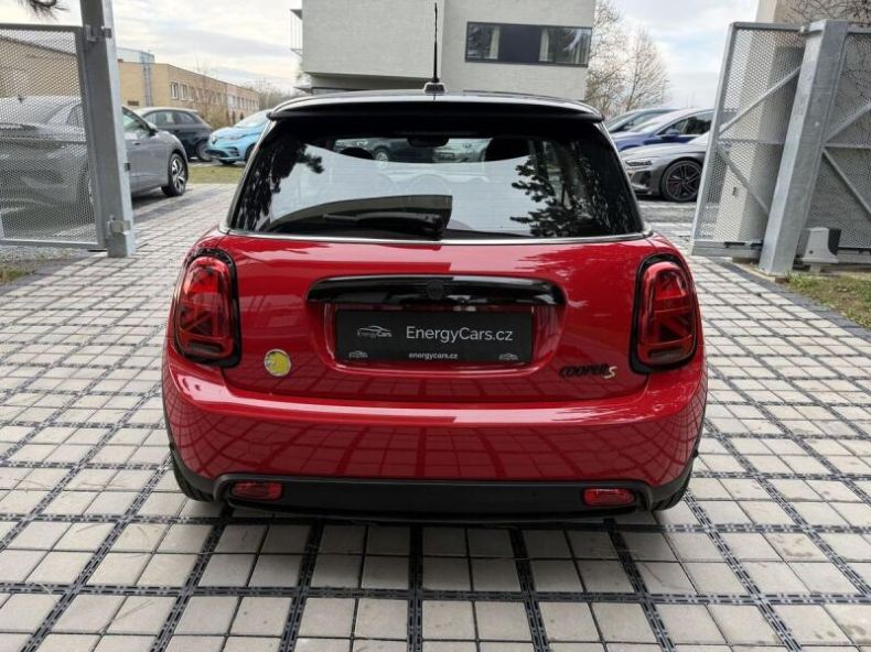 Mini Cooper - hlavní fotka