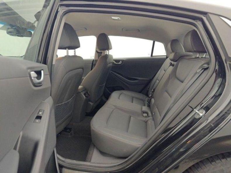 Hyundai Ioniq - hlavní fotka