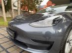 Tesla Model 3 - fotka číslo 4