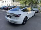 Tesla Model 3 - fotka číslo 38