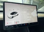 Tesla Model 3 - fotka číslo 22