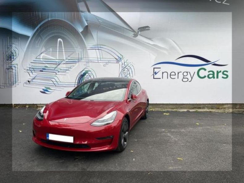 Tesla Model 3 - hlavní fotka inzerátu