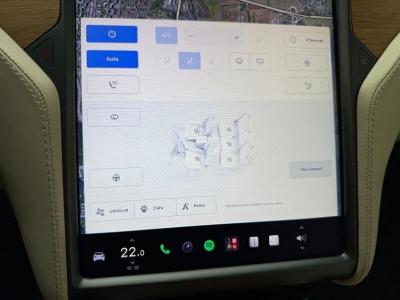 Tesla Model X - hlavní fotka