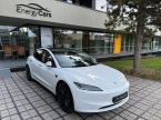Tesla Model 3 - fotka číslo 38