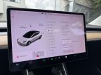 Tesla Model 3 - fotka číslo 19