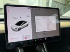Tesla Model 3 - fotka číslo 25