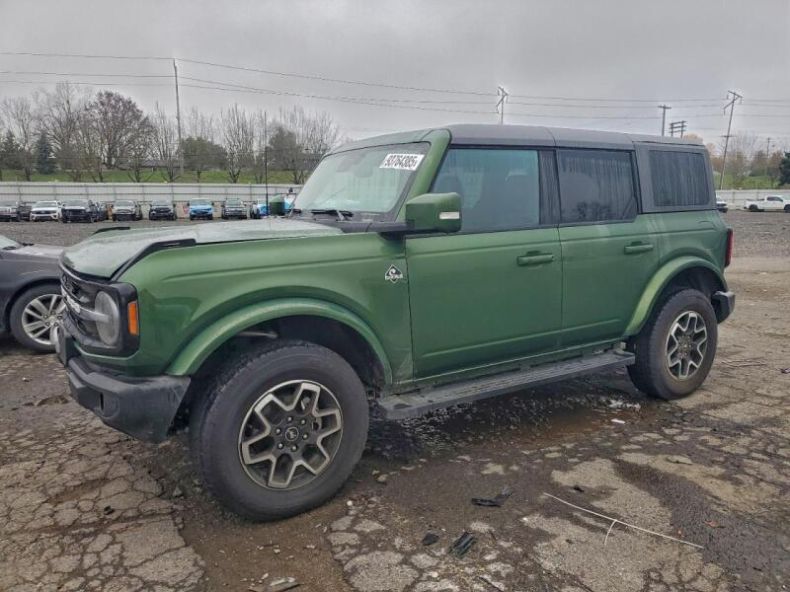 Ford Bronco - hlavní fotka