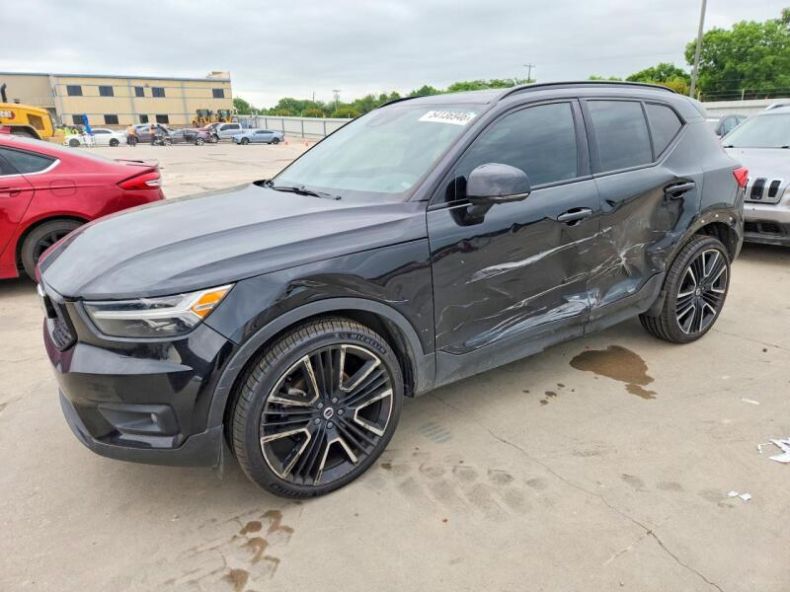 Volvo XC40 - hlavní fotka inzerátu