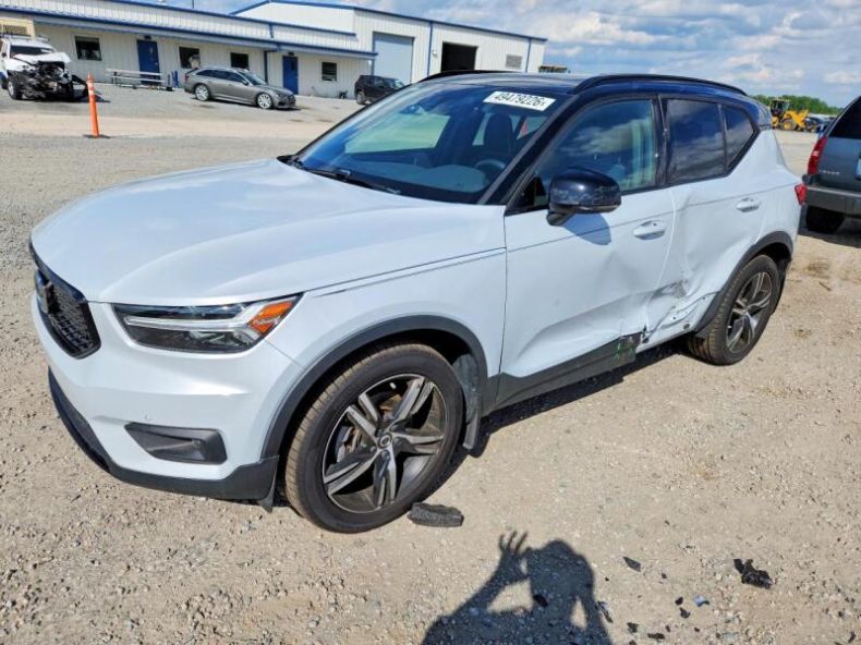 Volvo XC40 - hlavní fotka inzerátu