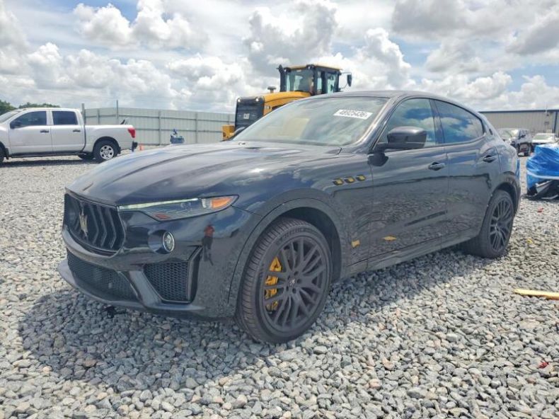 Maserati Levante - hlavní fotka