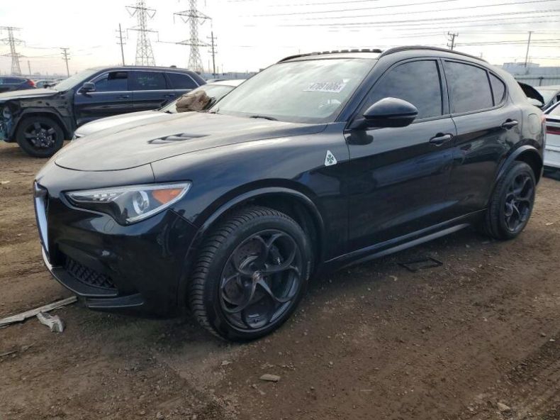 Alfa Romeo Stelvio - hlavní fotka inzerátu