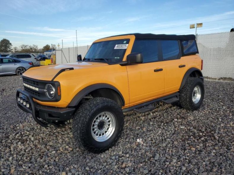 Ford Bronco - hlavní fotka