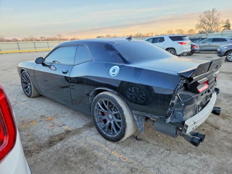 Dodge Challenger - hlavní fotka