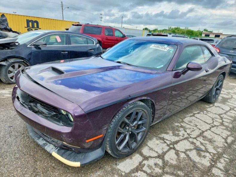 Dodge Challenger - hlavní foto