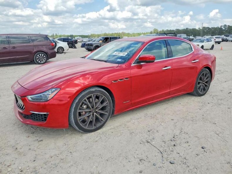 Maserati Ghibli - hlavní foto