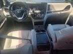 Toyota Sienna - fotka číslo 7