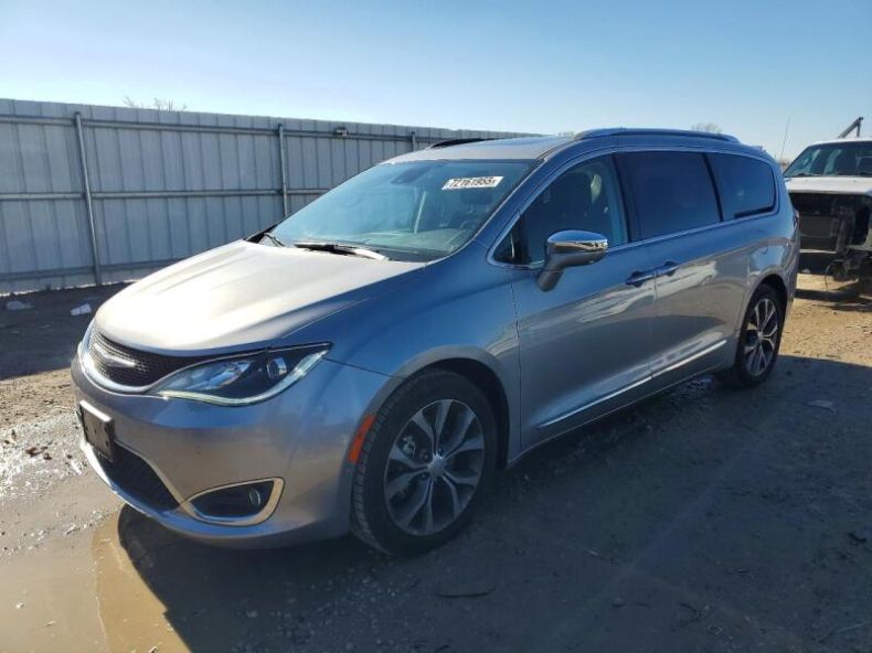 Chrysler Pacifica - hlavní fotka inzerátu