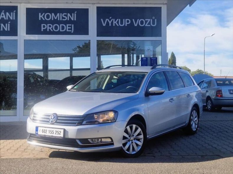 Volkswagen Passat - hlavní foto