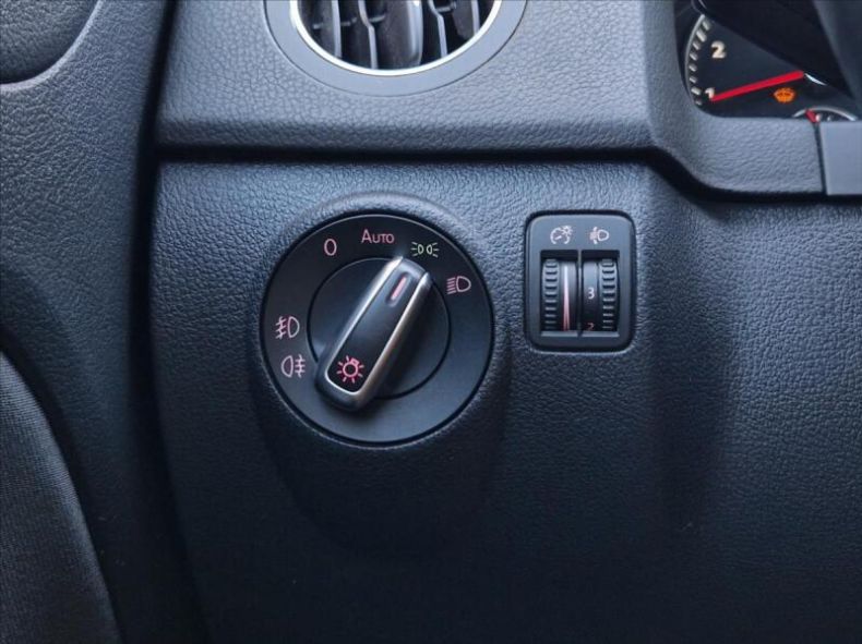 Volkswagen Golf - hlavní fotka