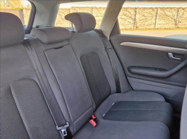 Seat Exeo - hlavní fotka