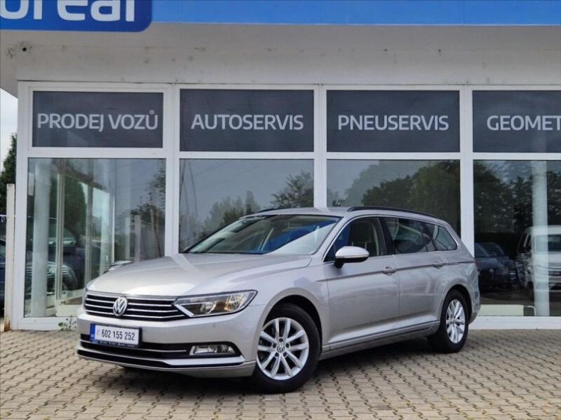 Volkswagen Passat - hlavní fotka inzerátu