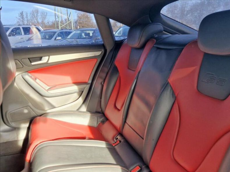 Audi S5 - hlavní fotka