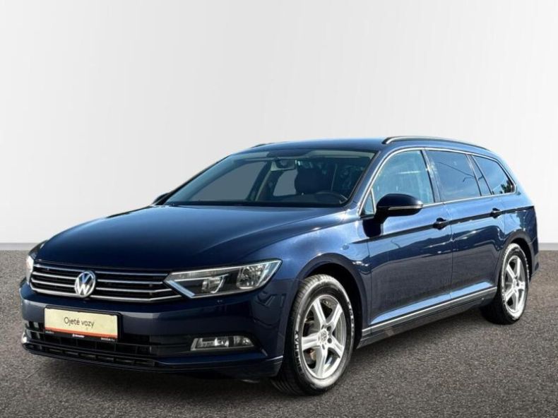 Volkswagen Passat - hlavní foto