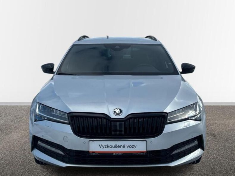 Škoda Superb - hlavní fotka